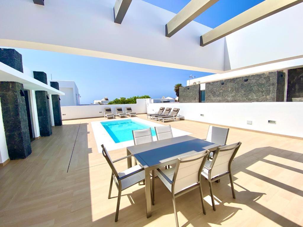 Luxury Celine - 3 Beds - 3 Baths * Puerto del Carmen (Lanzarote)
